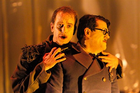 Death offering the dictatorial Emperor Überall a chance to end the world's suffering in the Boston Lyric Opera's performance of  Ullmann's 'The Emperor of Atlantis'