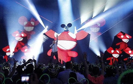 Kanadský DJ Deadmau5 při dubnovém vystoupení v Ottawě.