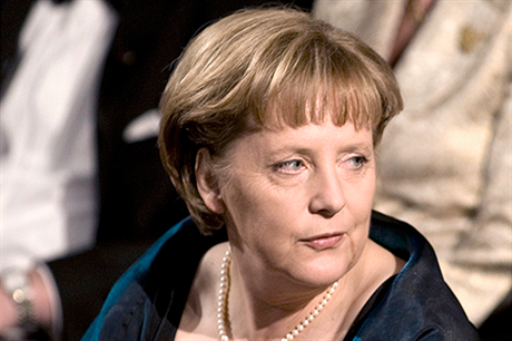 Nmecká kancléka Angela Merkelová neustále opakuje, e je teba evropský projekt zachránit. Ve skutenosti vak konflikt Nmecka s partnerskými zemmi v EU trvale narstá.