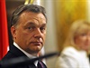 Současný maďarský premiér Viktor Orbán zachází se soukromým majetkem stejně neomaleně jako svého času jeho předchůdce Ferenc Gyurcsány se státním.