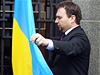  Ministr zemědělství Marian Jurečka vyvěsil před budovou úřadu ukrajinskou státní vlajku. 