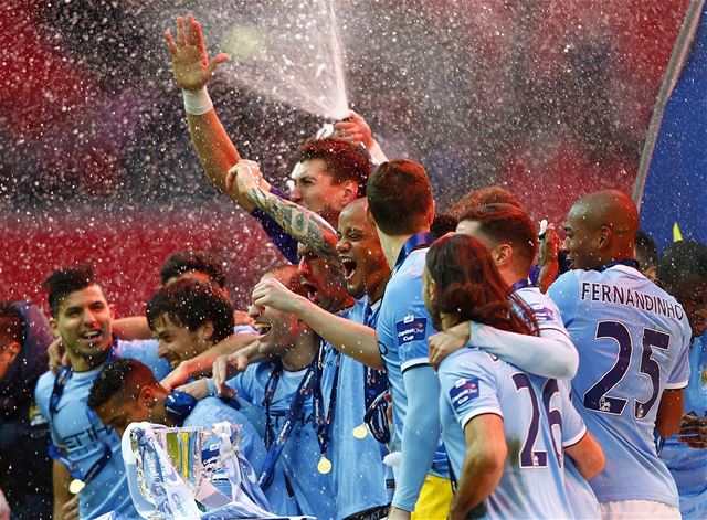 Vít�zná radost fotbalist� Manchesteru City.