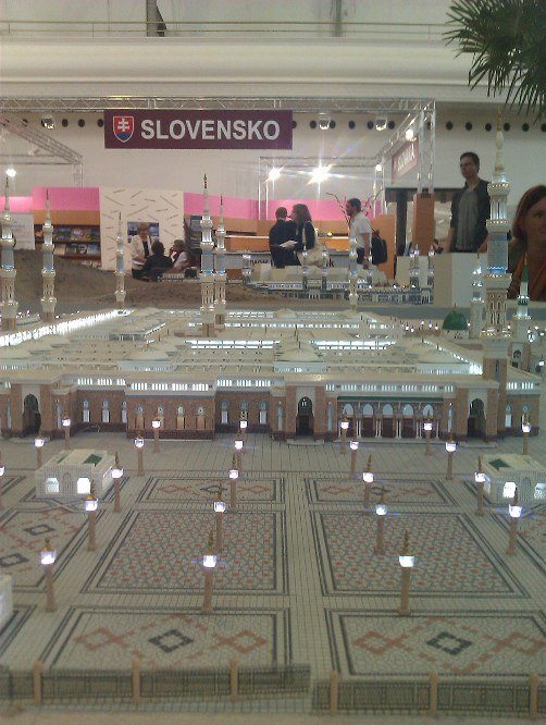 Models of the mosques at Mecca and Medina were a prominent part of the Saudi presentation at Book World Prague 2011