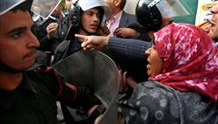 Protesty v Egyptě se inspirovaly událostmi v Tunisku, kde vedly k útěku prezidenta ze země.