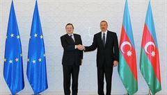 Předseda Evropské komise José Manuel Barroso (vlevo) jednal během lednové návštěvy Ázerbájdžánu s prezidentem země Ilhamem Alijevem o dodávkách zemního plynu do Evropy.