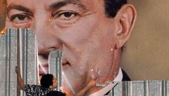 Prezident Husní Mubarak vládl Egyptu téměř tři desetiletí - od října 1981.