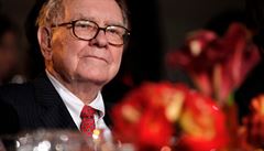 Majetek Warrena Buffetta odhadl v říjnu magazín Forbes na 47 miliard dolarů. Větším bohatstvím disponují pouze Bill Gates a Carlos Slim Helú.