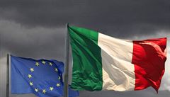 Itálie se jako jádrová země Evropské měnové unie tvářila, že se k akronymu států s finančními problémy PIGS (Portugalsko, Irsko, Řecko, Španělsko) svým I nepřipojí. Od konce minulého týdne je to však PIIGS.
