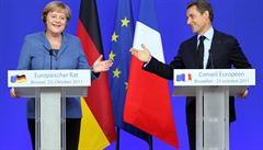 Francouzský prezident Nicolas Sarkozy sází na německý strach. A Němcům v čele s kancléřkou Angelou Merkelovou v podstatě říká: Pokud nepřijmete francouzský plán přeměny EFSF na banku, zničíte Evropu a odsoudíte budoucí generace ke konfliktům a válkám. To
