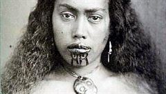 Kdo je tajemná žena na obrázku? Že by maorská princezna z rozhovorů Pavla Béma s Romanem Janouškem?