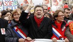 Kandidát krajní levice na francouzského prezidenta Jean-Luc Mélenchon na svém předvolebním mítinku 18. března před téměř stotisícovým davem na pařížském náměstí Bastily prohlásil: „V případě volebního vítězství bude svoláno Ústavodárné shromáždění. A to 