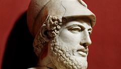 Periklés roku 461 před naším letopočtem uvádí do chodu civilizační zázrak, který bude navždy známý jako „zlatý věk Atén“.