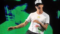Zpěvák Anthony Kiedis se skupinou Red Hot Chili Peppers vystoupili 27. srpna v Praze.