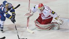 Brn�nský Vojt�ch N�mec p�ekonává t�íneckého �imona Hrubce. 