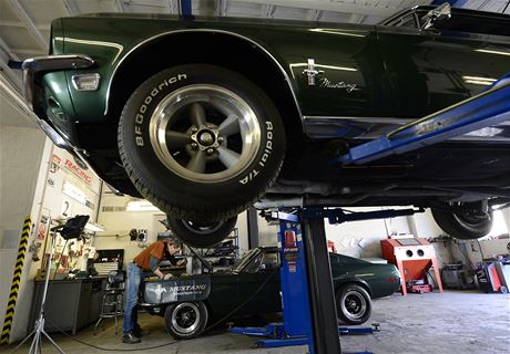 Renovaci starch Mustang se v echch vnuje nkolik firem.