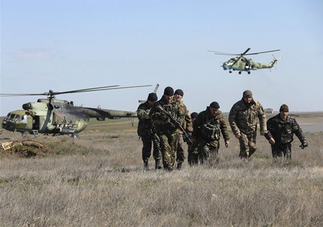 Ukrajintí vojáci na Krymu