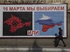 '16. bezna si vybereme' - billboard v krymském Sevastopolu upozorující na blíící se referendum.