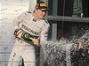 ampaská sprcha v podání Nico Rosberga.