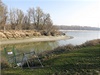 Dunaj, který se valí nedaleko.