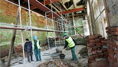 Práce v Ottov pavilonu.