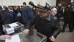 První výsledky: k Rusku chce 93 % krymských voli��