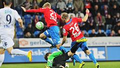 Václav Procházka se probíjí do �ance.