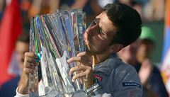 Novak Djokovi se raduje z prvního letoního titulu