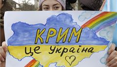 Krym je Ukrajina, ki demonstranti v Simferopolu