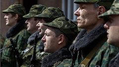 Jednotky proruské domobrany na Krymu.