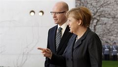 Sobotka jednal s Merkelovou, hovoili o investicch i Ukrajin