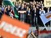 Na Orbánov pedvolebním mítinku byly v Budapeti statisíce lidí 