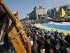 Protiválená demonstrace na kyjevském námstí Nezávislosti.