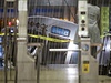 Dvaaticet lidí utrplo zranní, kdy na podzemní stanici pímstské eleznice na mezinárodním letiti v Chicagu vykolejil vlak.