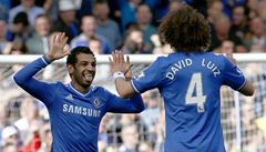 Mohamed Salah (vlevo) a David Luiz.