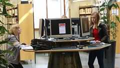 Návtvníci Mstské knihovny v Praze.