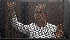 V Egyptě soudí novináře Al-Džazíry. Měli šířit nepravdivé zprávy