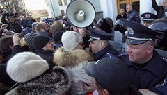 Proruská demonstrace v Doncku.