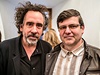 Tim Burton s pekladatelem Richardem Podaným.