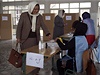 Demokratické pedání moci. V neklidném Afghánistánu zaaly volby prezidenta