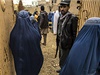 Nejvtí hrozbou je pro volie hnutí Taliban, které by se mohlo pokusit hlasování pekazit. 