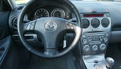 Mazda svolv ke kontrole 42 tisc voz. Kvli pavoukm