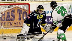 Látal p�ekonal branká�e Cháberu.