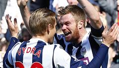 Mat�j Vydra a Chris Brunt.