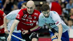 Milan Fridrich z Tatranu (vlevo) a Jakub Hubálek z Vítkovic.