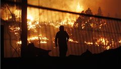 Ohnivá zkáza v chilském m�st� Valparaís.