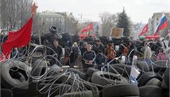 Prorut vzbouenci se zmocnili radnice v Doncku, v Odse vyhlsili republiku