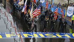 Obyvatelé Bostonu uctili památku ob�tem teroristického útoku b�hem lo�ského maratonu. 