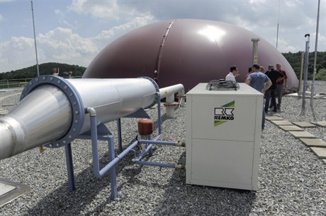 Bioplynová stanice na výrobu elektřiny v Meclově na Domažlicku, kterou 21. června 2013 otevřela společnost Meclovská zemědělská.