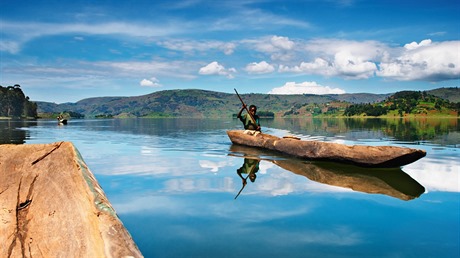 Jezero Bunyonyi, Uganda.