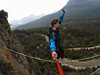 Danny Meník na 23 metrové lajn nad Kaonem